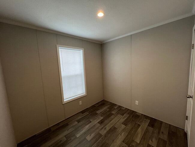 Building Photo - 38058 Pardo Dr