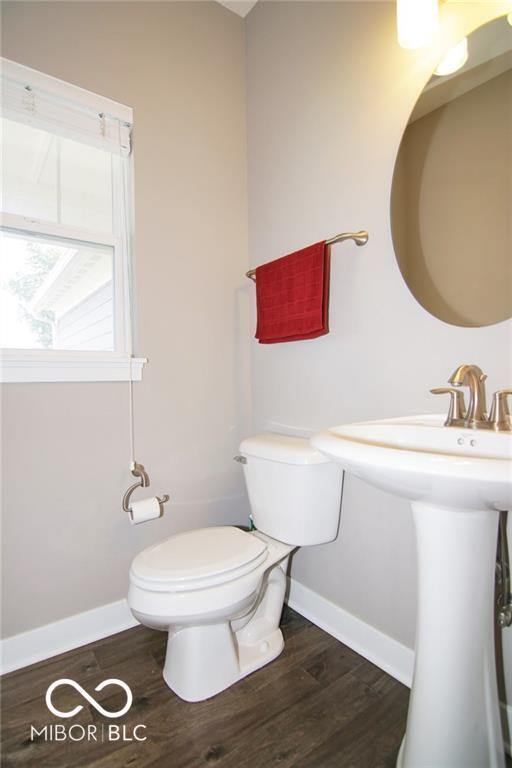 Building Photo - 14905 Dennison Dr