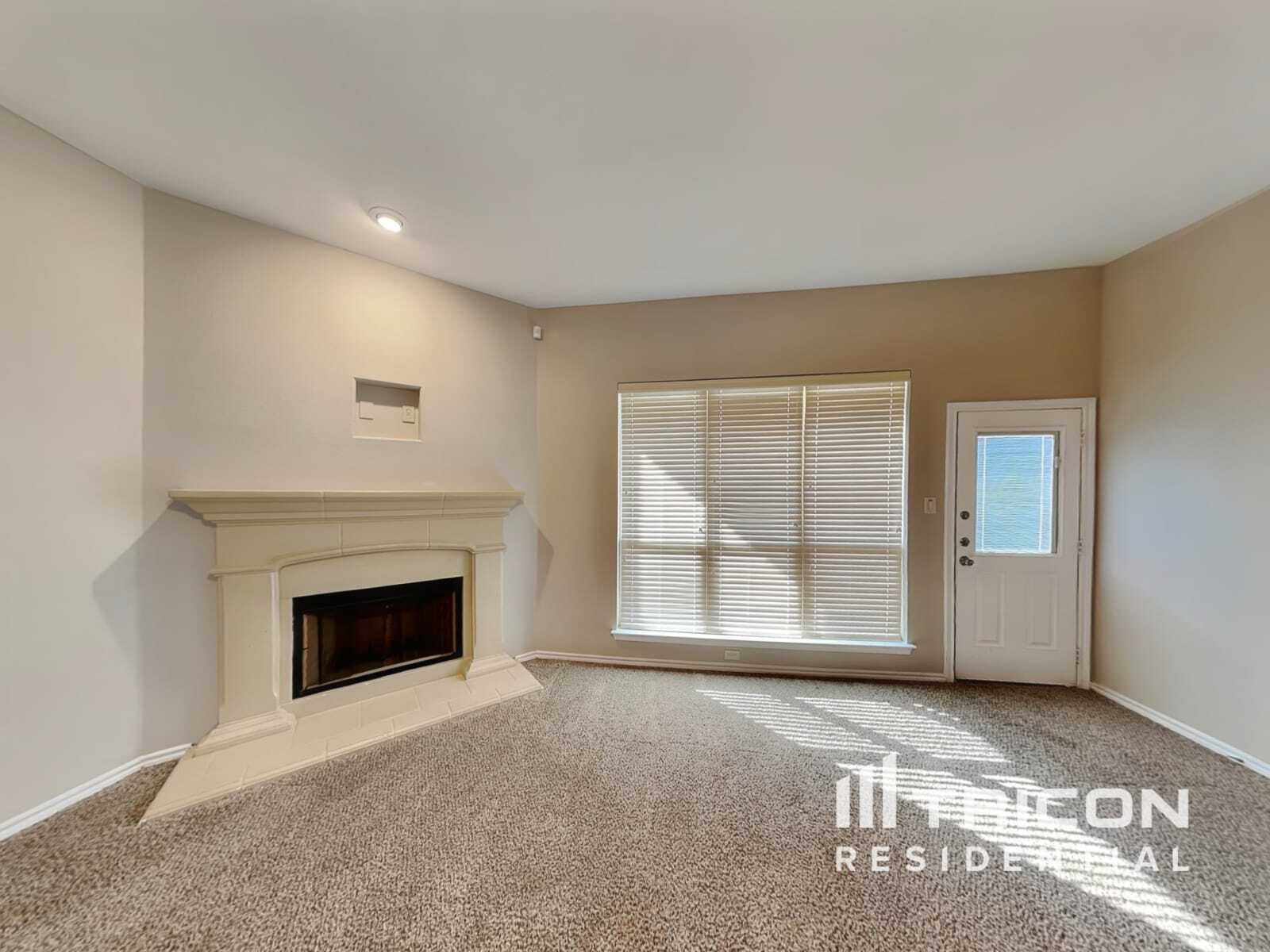 Building Photo - 718 River Run Dr