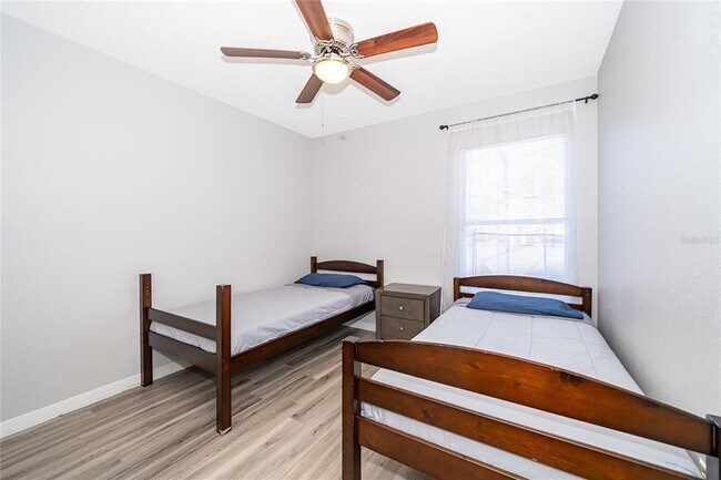 Building Photo - 1106 Liberty Hall Dr