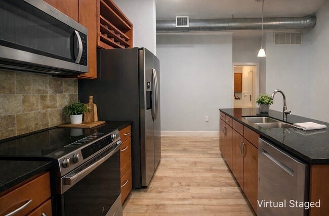 Building Photo - 1901 Post Oak Blvd