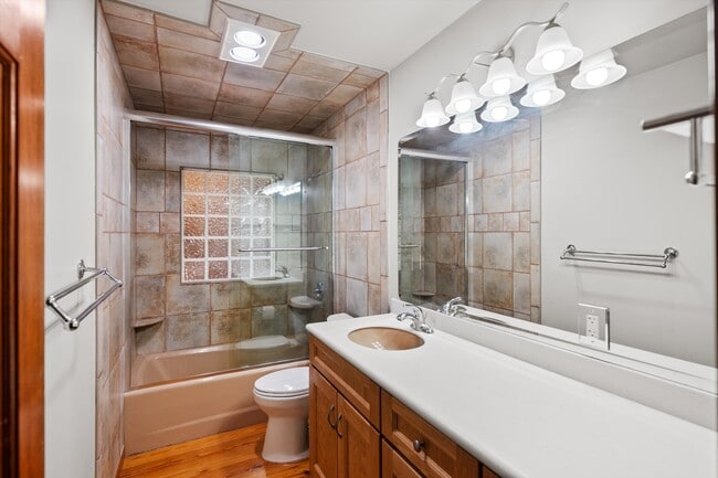Building Photo - 377 Crystal Ln