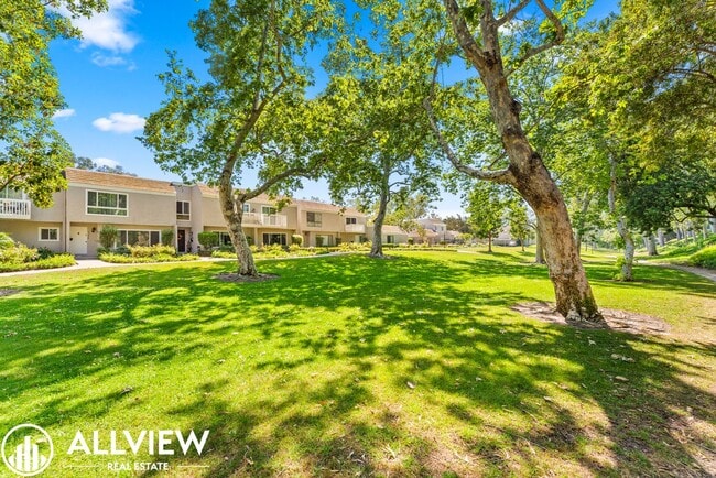 Building Photo - Spacious 3 Bed/2.5 Bath, 2-Story Home with Private Patio Available Now!