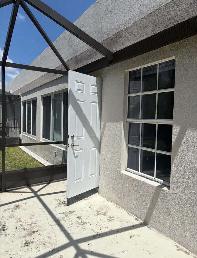 Building Photo - 9110 Fairbanks Ln