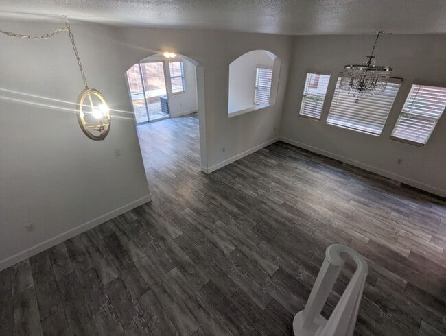 Building Photo - 9303 Gilcrease Ave