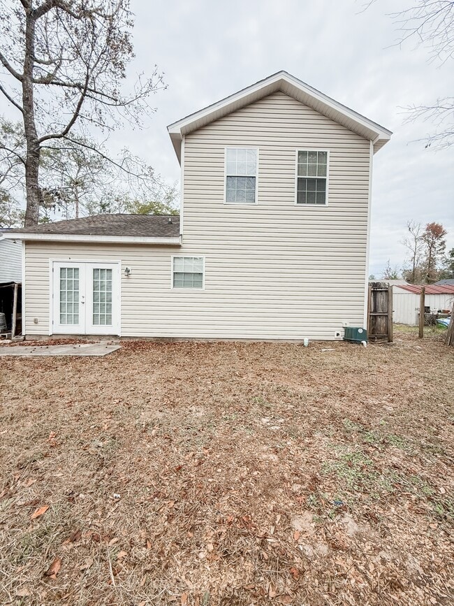 Building Photo - 113 Spokan Trail