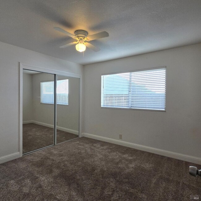 Building Photo - 1506 Casa Loma Way