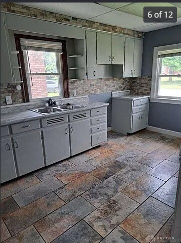 Building Photo - 524 Crestmore Ave