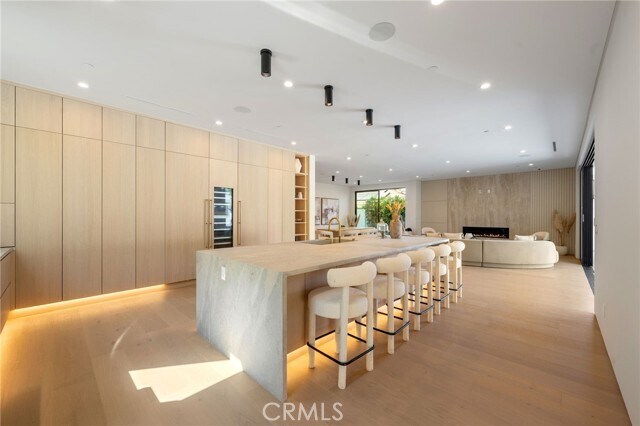 Building Photo - 16728 Morrison St