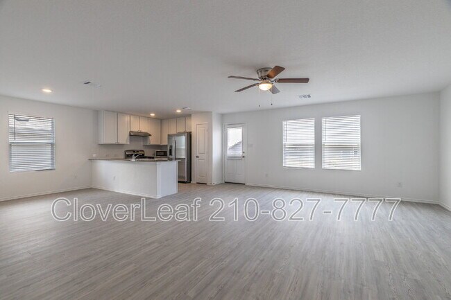 Building Photo - 14018 Piglet Trl