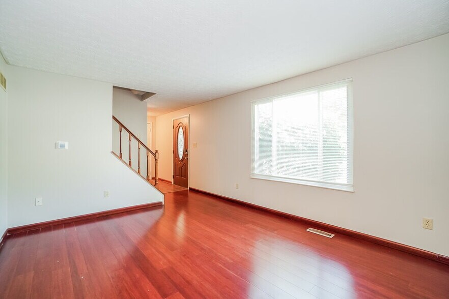 Building Photo - 6780 Atlin Ct