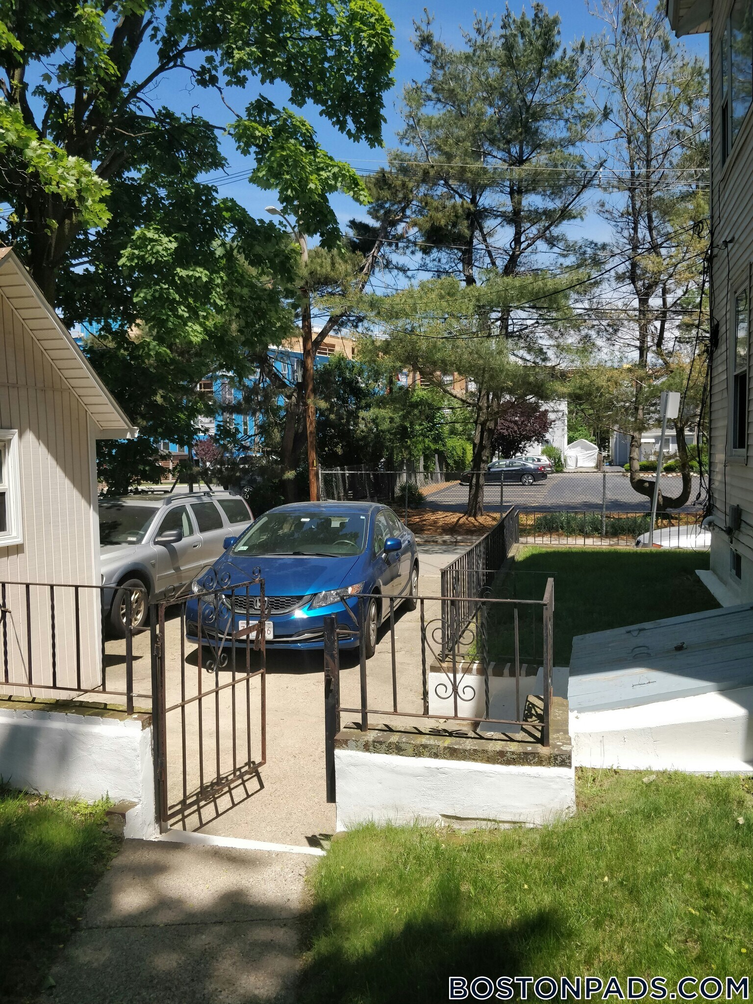 Building Photo - 19 Lothrop St
