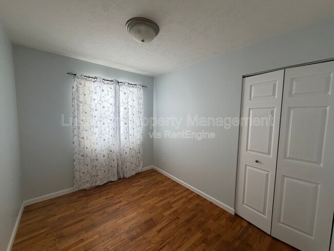 Building Photo - 4726 Hanover Ave