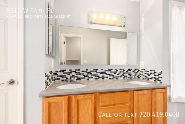 Building Photo - 8512 W 94th Pl
