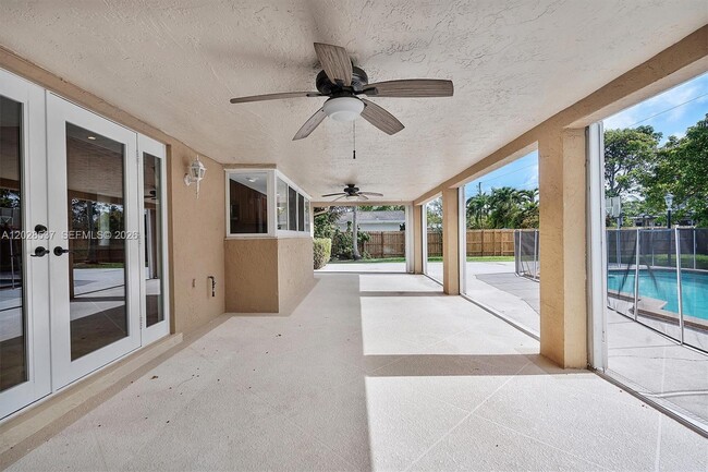 Building Photo - 13241 SW 99th Ct