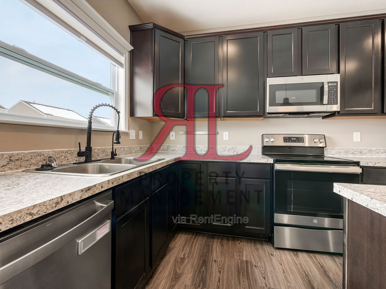 Building Photo - 5207 Linton St