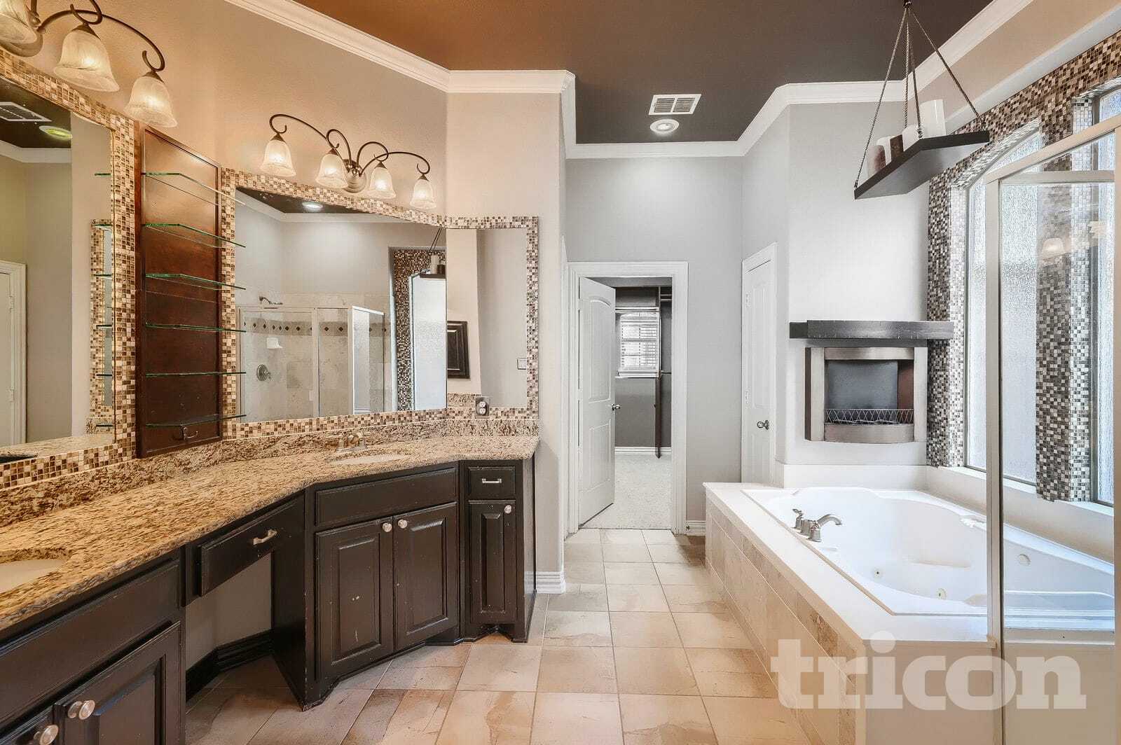 Building Photo - 2240 27th Ave Ct