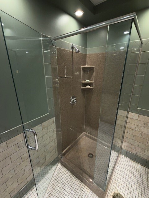 Building Photo - 1101 Lucas Ave