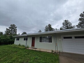 Building Photo - 296 Mesa Dr
