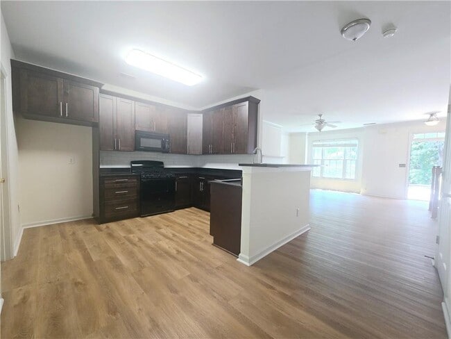 Building Photo - 1318 Guilderoy Ln