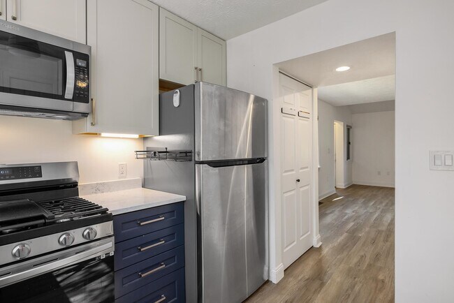 Building Photo - 117 Spinnaker Way