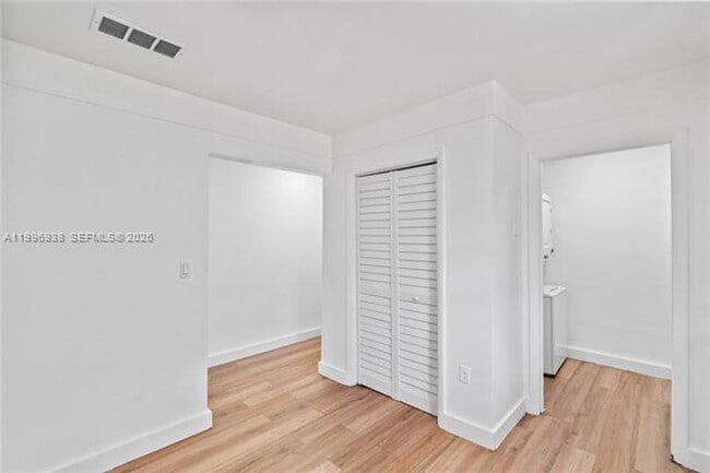 Building Photo - 361 E 39th St