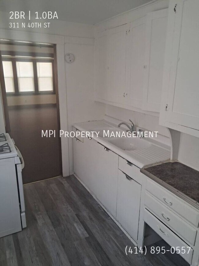 Building Photo - 311 N 40TH St