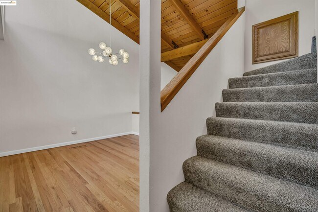 Building Photo - 57 Sereno Cir