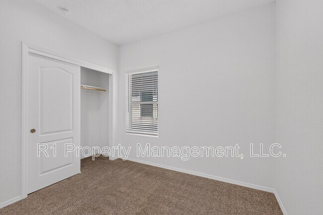 Building Photo - 280 Prism Ave SW