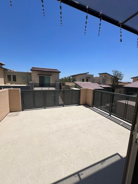 Building Photo - 11361 Gravitation Dr