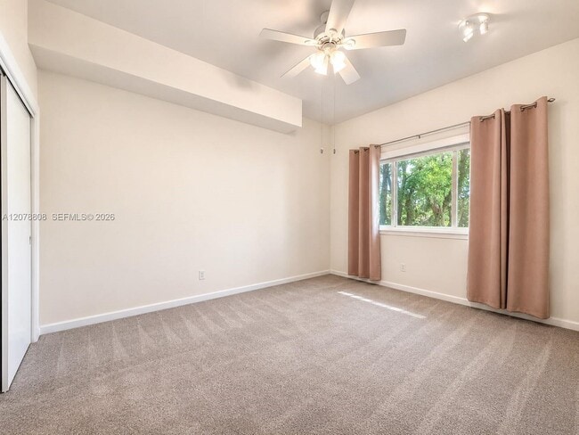 Building Photo - 9400 E Bay Harbor Dr