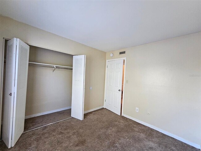 Building Photo - 7602 W Powhatan Ave