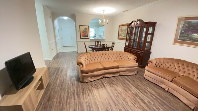 Building Photo - 1st Floor Fully Furnished Condo in Berkshire Forest