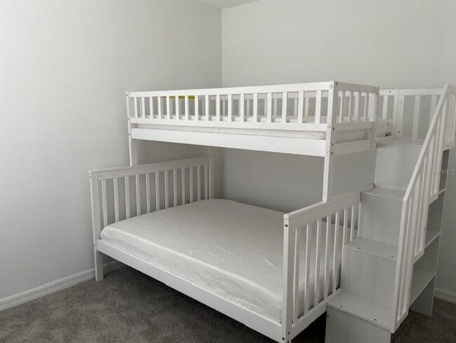 Building Photo - 3440 Ivy Holw Dr