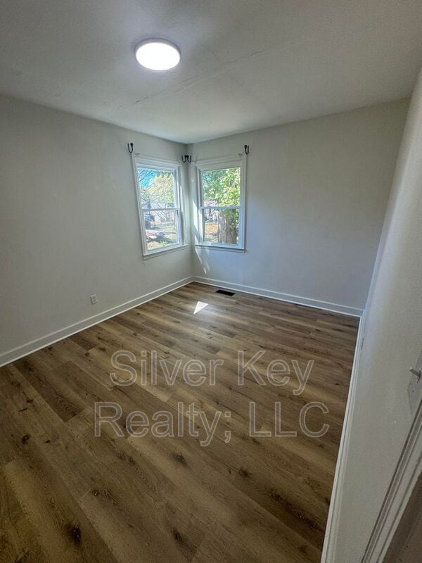 Building Photo - 1214 Jones St