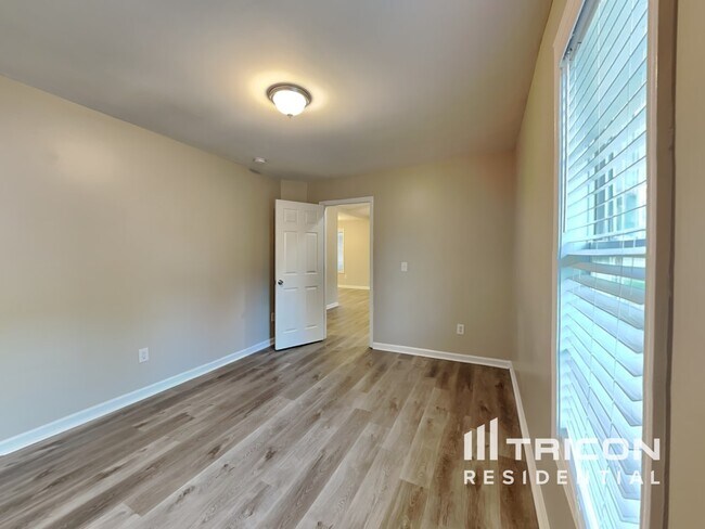 Building Photo - 1204 Poplar Ridge Rd