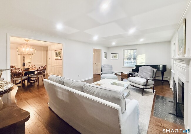 Building Photo - 139 Highland Ave