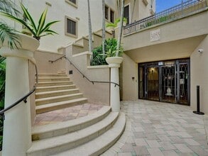 Building Photo - 3055 NW 126th Ave