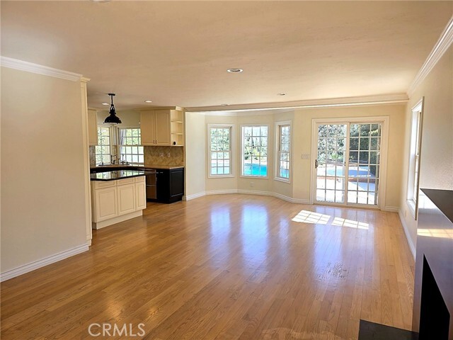 Building Photo - 12304 Louise Ave