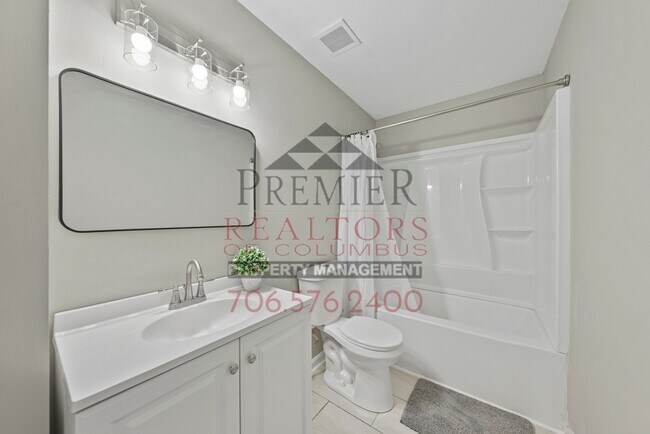 Building Photo - 6344 Newick Dr
