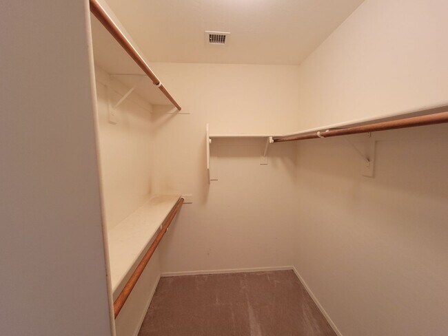 Building Photo - 14862 W Aster Dr