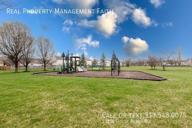 Building Photo - 10154 Holly Berry Cir