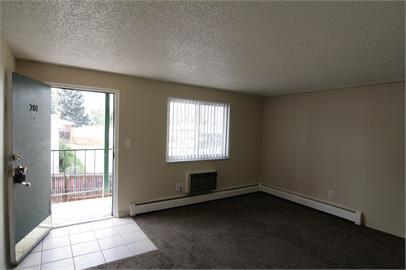 Building Photo - 3048 W Amherst Ave