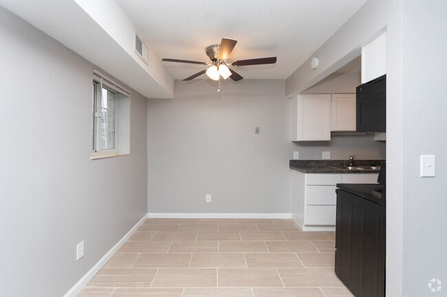1BR, 1BA - 635 SF - Sterling Pointe Apartments