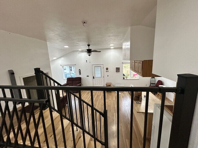 Building Photo - 505 Camas Creek Loop