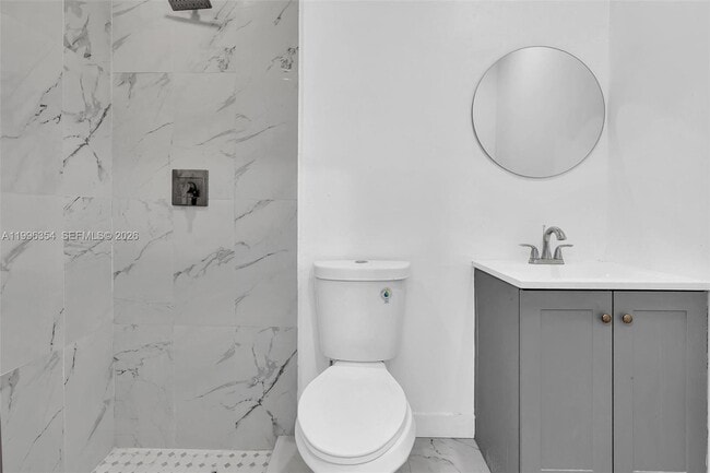 Building Photo - 6640 Evergreen Dr