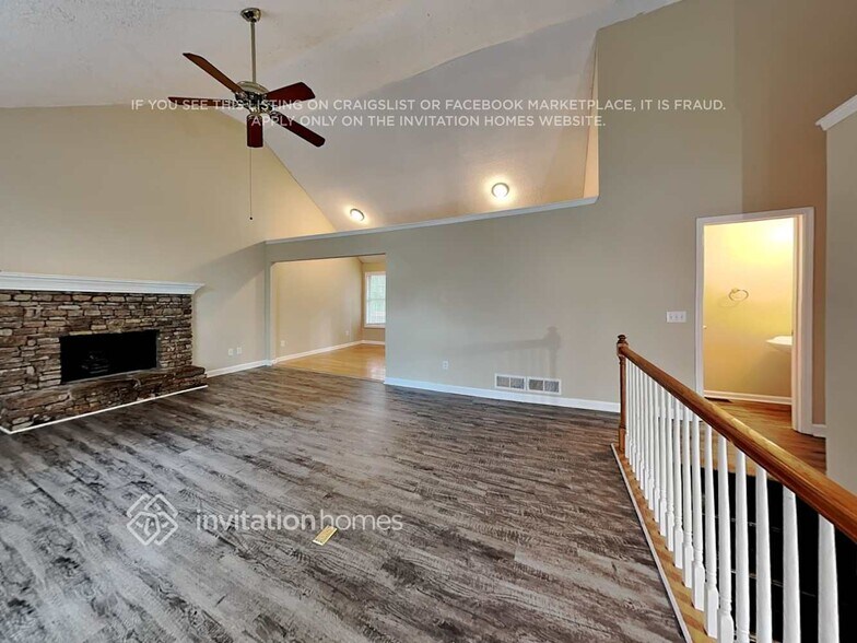 Building Photo - 7190 Farm House Ln