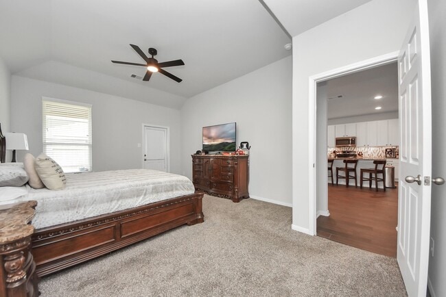 Building Photo - 8819 Cabin Loft Ln