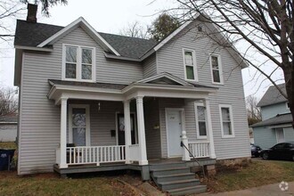Building Photo - 204 S 6th Ave