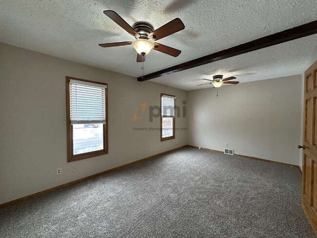 Building Photo - 1724 S Fairbanks St